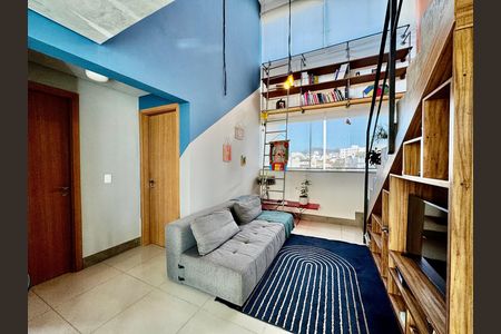 Apartamento à venda com 2 quartos, 140m² em Floresta, Belo Horizonte