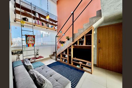 Apartamento à venda com 2 quartos, 140m² em Floresta, Belo Horizonte