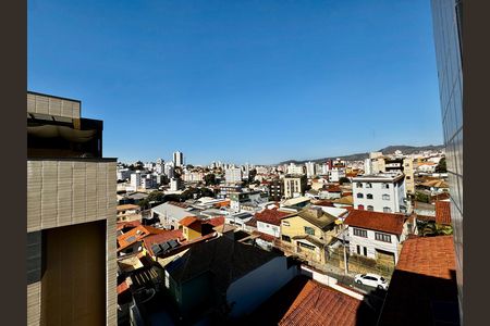 Apartamento à venda com 2 quartos, 140m² em Floresta, Belo Horizonte