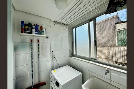 Apartamento à venda com 2 quartos, 140m² em Floresta, Belo Horizonte