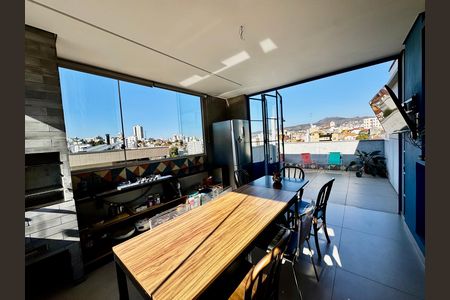 Apartamento à venda com 140m², 2 quartos e 2 vagas