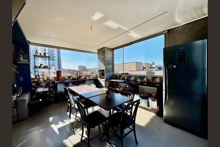 Apartamento à venda com 2 quartos, 140m² em Floresta, Belo Horizonte