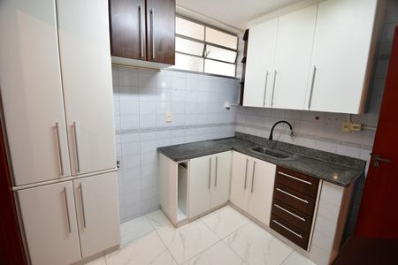 Apartamento para alugar com 80m², 2 quartos e sem vagaCozinha