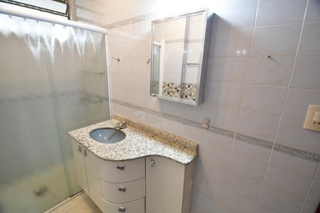 Apartamento para alugar com 80m², 2 quartos e sem vagaBanheiro