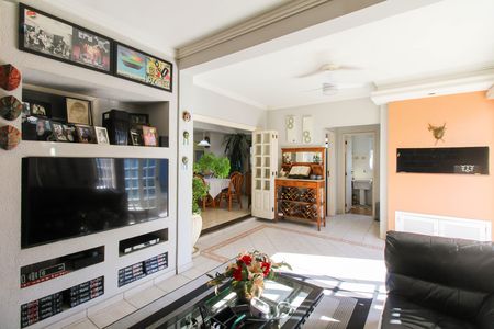 Casa à venda com 5 quartos, 250m² em Marechal Rondon, Canoas