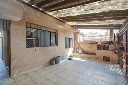 Garagem de casa para alugar com 3 quartos, 139m² em Vila Campo Grande, São Paulo