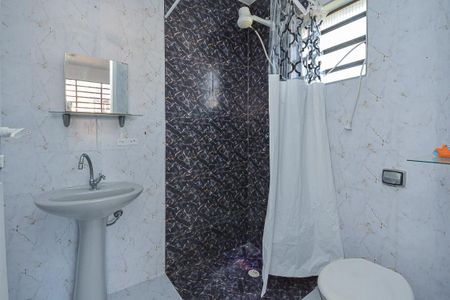 Banheiro 2 de casa para alugar com 3 quartos, 139m² em Vila Campo Grande, São Paulo