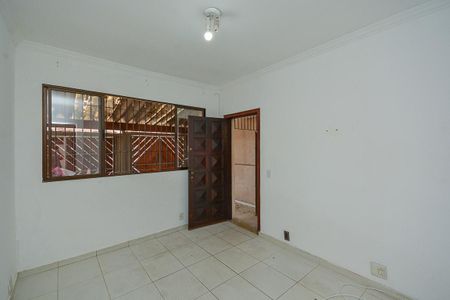 Sala de casa para alugar com 3 quartos, 139m² em Vila Campo Grande, São Paulo