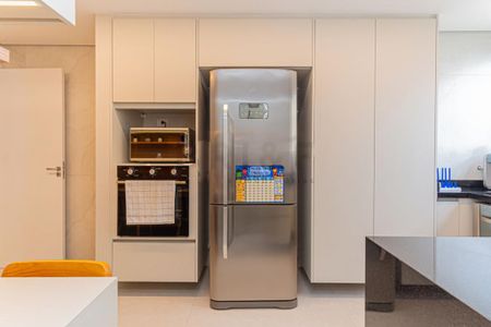 Apartamento à venda com 3 quartos, 135m² em Campo Belo, São Paulo