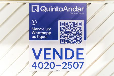 Casa à venda com 300m², 3 quartos e 3 vagas Casa à venda com 300m², 3 quartos e 3 vagasPlaca