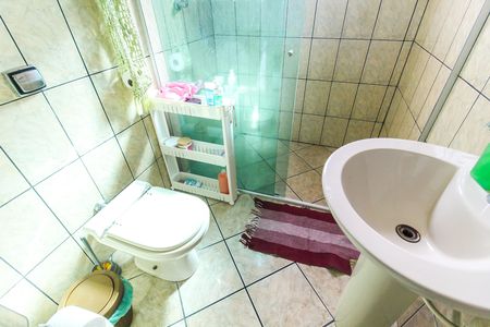 Casa à venda com 300m², 3 quartos e 3 vagas Casa à venda com 300m², 3 quartos e 3 vagasBanheiro social