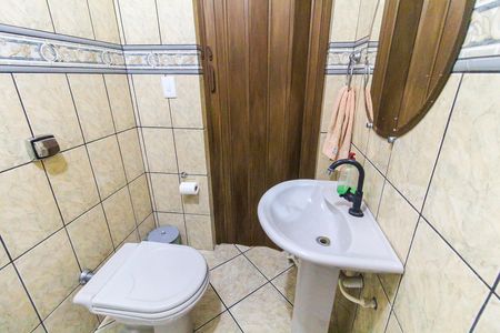 Casa à venda com 300m², 3 quartos e 3 vagas Casa à venda com 300m², 3 quartos e 3 vagasBanheiro da Suíte
