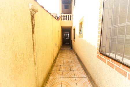 Quintal de casa à venda com 3 quartos, 300m² em Parque Santa Rita, São Paulo