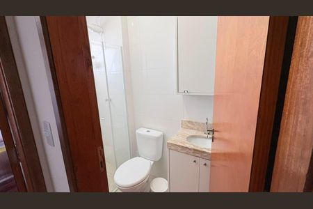 Banheiro de apartamento para alugar com 1 quarto, 25m² em Vila Constança, São Paulo