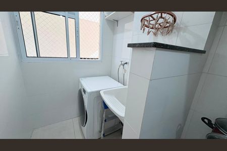 Área de serviço de apartamento para alugar com 1 quarto, 25m² em Vila Constança, São Paulo