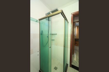 Banheiro de apartamento para alugar com 2 quartos, 82m² em Vila Valqueire, Rio de Janeiro