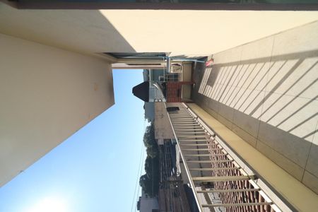 Apartamento para alugar com 82m², 2 quartos e 1 vagaVaranda