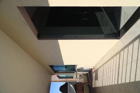 Apartamento para alugar com 82m², 2 quartos e 1 vagaVaranda