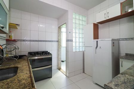 Cozinha de apartamento para alugar com 2 quartos, 82m² em Vila Valqueire, Rio de Janeiro