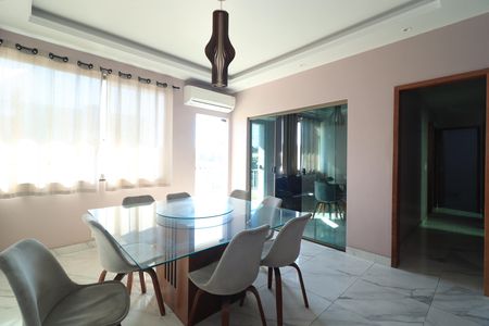 Apartamento para alugar com 82m², 2 quartos e 1 vagaSala de Jantar