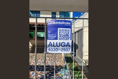 Plaquinha de apartamento para alugar com 2 quartos, 82m² em Vila Valqueire, Rio de Janeiro