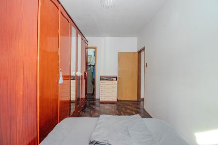 Quarto de apartamento à venda com 1 quarto, 114m² em São João, Porto Alegre