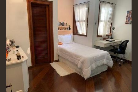 Casa à venda com 500m², 4 quartos e 3 vagas