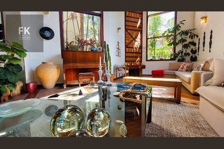 Casa à venda com 4 quartos, 500m² em Alphaville, Santana de Parnaíba