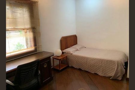Casa à venda com 4 quartos, 500m² em Alphaville, Santana de Parnaíba