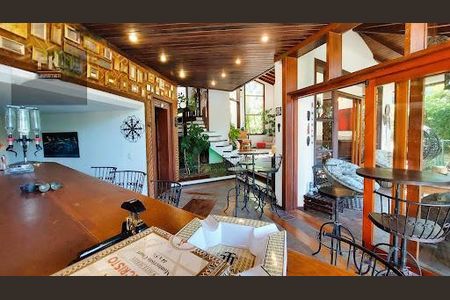 Casa à venda com 500m², 4 quartos e 3 vagas