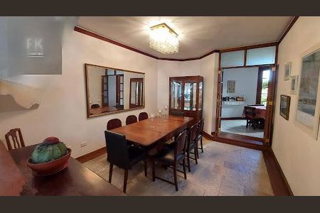 Casa à venda com 500m², 4 quartos e 3 vagas