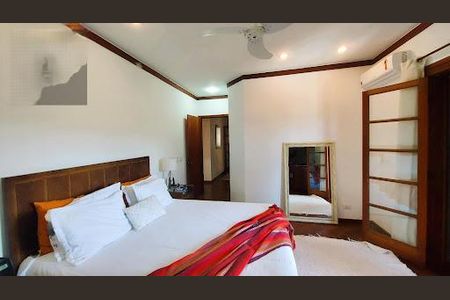Casa à venda com 4 quartos, 500m² em Alphaville, Santana de Parnaíba