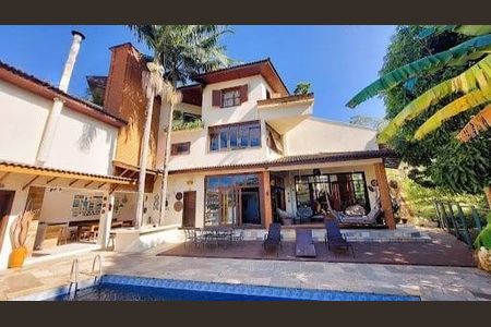 Casa à venda com 500m², 4 quartos e 3 vagas