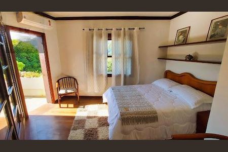 Casa à venda com 500m², 4 quartos e 3 vagas