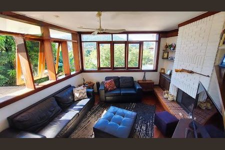 Casa à venda com 500m², 4 quartos e 3 vagas