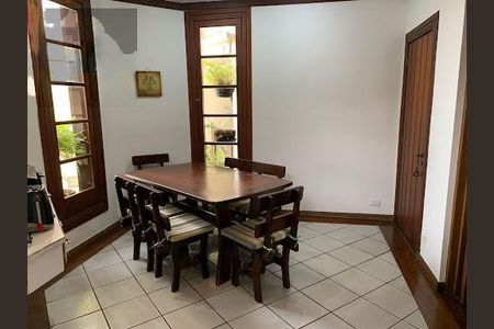 Casa à venda com 4 quartos, 500m² em Alphaville, Santana de Parnaíba