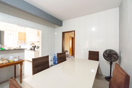 Casa para alugar com 6 quartos, 115m² em Rio Branco, Canoas