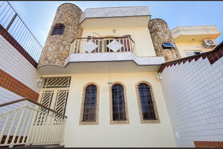 Fachada  de casa à venda com 3 quartos, 155m² em Jardim Triana, São Paulo