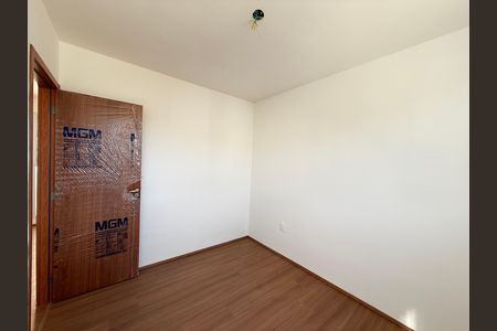 Quarto 2 de apartamento para alugar com 2 quartos, 45m² em Praia, Contagem