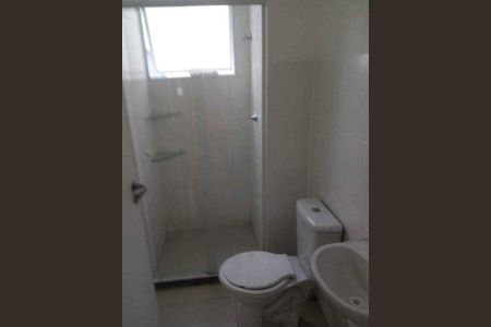 Apartamento à venda com 42m², 2 quartos e 1 vaga Apartamento à venda com 42m², 2 quartos e 1 vagaBanheiro