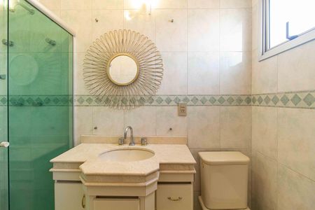 Banheiro da Suíte de apartamento para alugar com 3 quartos, 102m² em Vila Gumercindo, São Paulo