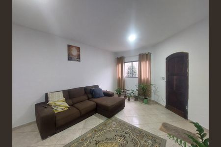 Casa para alugar com 3 quartos, 135m² em Jardim dos Bichinhos, São Paulo