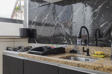 Cozinha e Área de Serviço de apartamento para alugar com 1 quarto, 50m² em Higienópolis, Porto Alegre