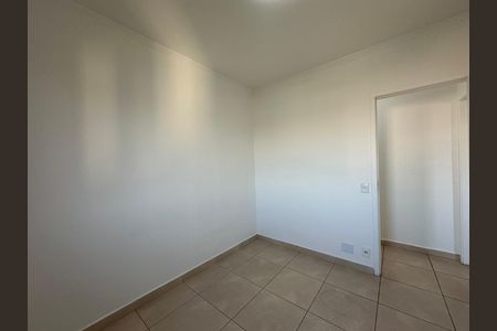 Quarto de apartamento para alugar com 2 quartos, 59m² em Jardim Belval, Barueri
