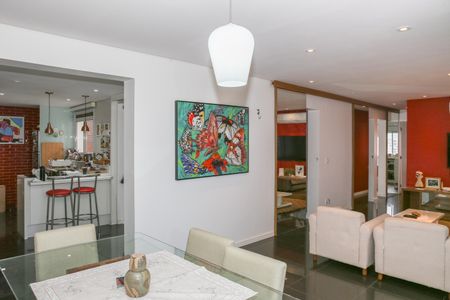 Sala de apartamento à venda com 2 quartos, 128m² em Água Branca, São Paulo