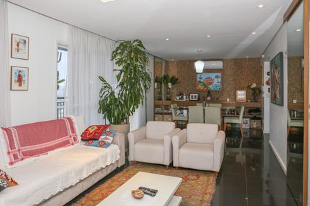 Sala de apartamento à venda com 2 quartos, 128m² em Água Branca, São Paulo