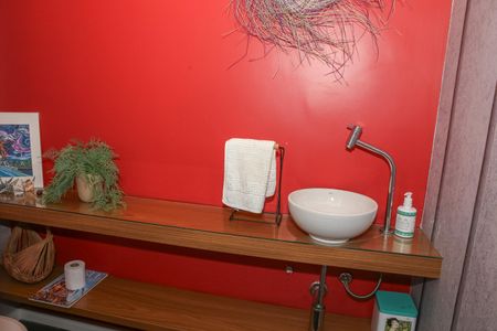 Lavabo de apartamento à venda com 2 quartos, 128m² em Água Branca, São Paulo