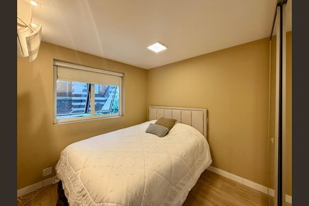Suíte  de apartamento para alugar com 1 quarto, 51m² em Cidade Monções, São Paulo