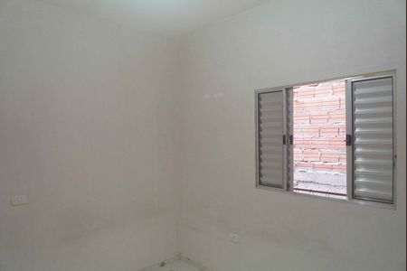 Quarto 2 de casa para alugar com 2 quartos, 30m² em Jardim Graziela, Barueri