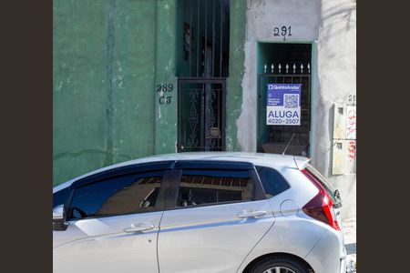 Fachada de casa para alugar com 1 quarto, 40m² em Cidade Júlia, São Paulo